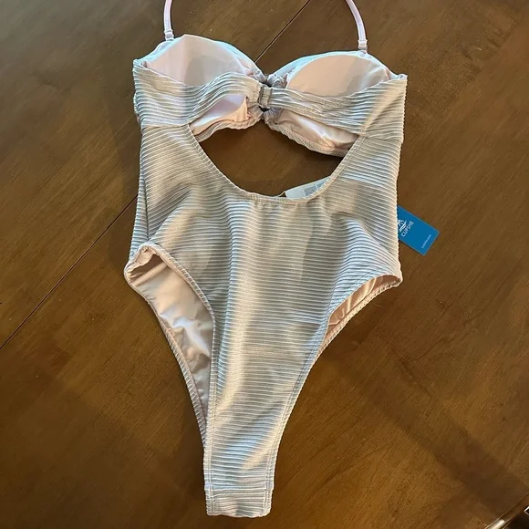 Once swimsuit. Monokini. Size large - Picture 2 of 2